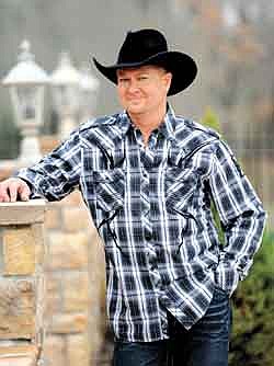 Special Photo Country singer Tracy Lawrence will perform tonight at Wild Bill's in Duluth.
